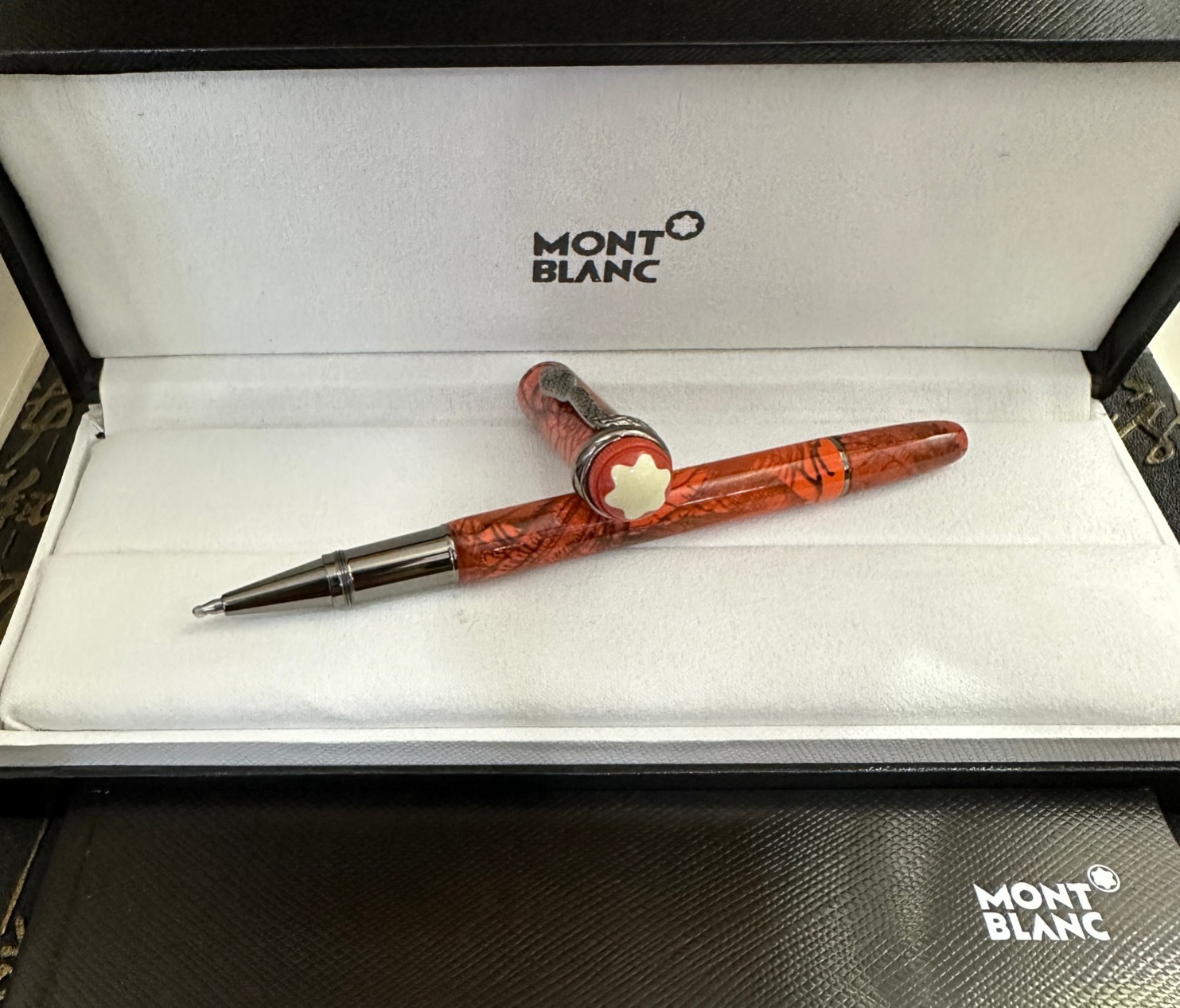 AAA Copy Mont Blanc Pens Snake Clip Dark Red Rollerball Pen